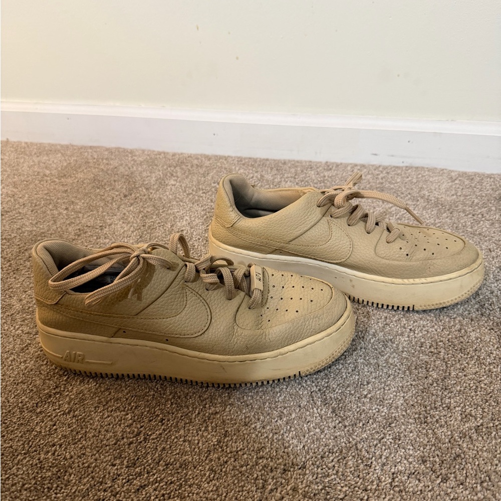 Nike Air Women’s Tan Sneakers